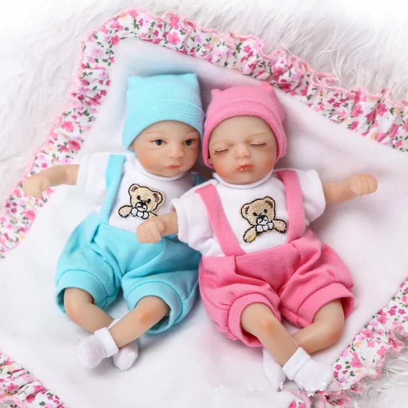 

20cm Mini Cute Soft Reborn Doll Simulation Baby Pocket Doll Cloth Body