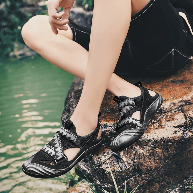 

Shoes Summer Men Summer Breathable Mesh Shoes Men Man Sandals 2019 Mens Sandles Men's Sneakers For Casual Slippers 2020