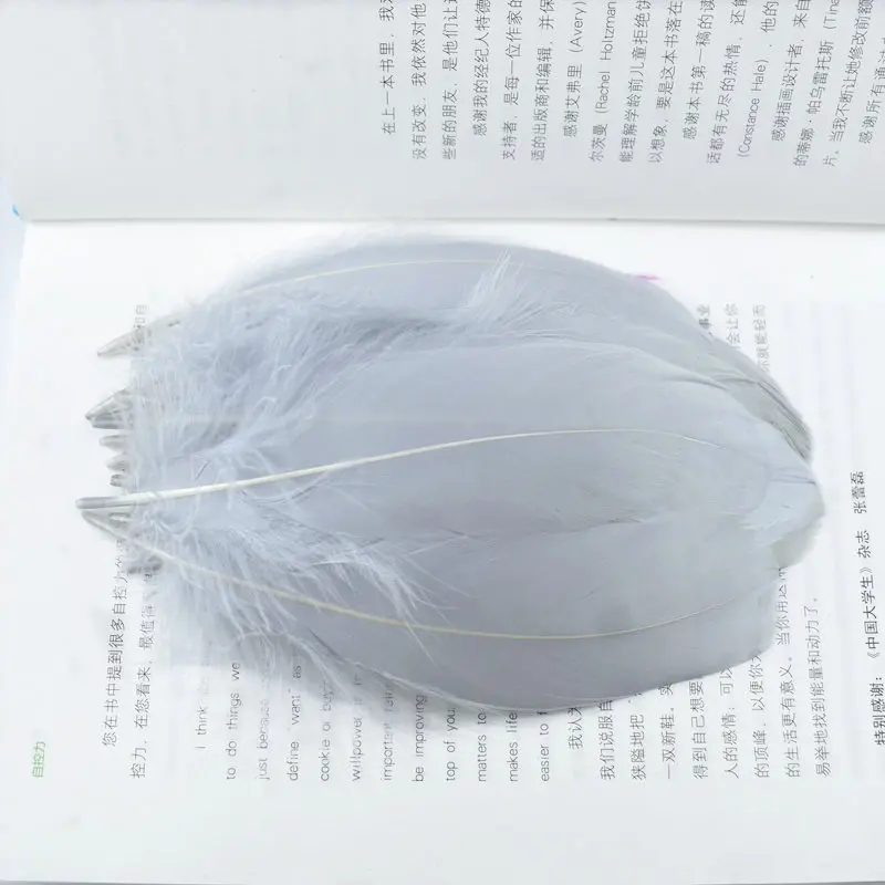 Light gray Высокое качество,, натуральные гусиные перья для рукоделия, для изготовления ювелирных изделий, 13-18 см, сделай сам, для рождественской вечеринки, перо, домашний Свадебный декор - Цвет: Light gray