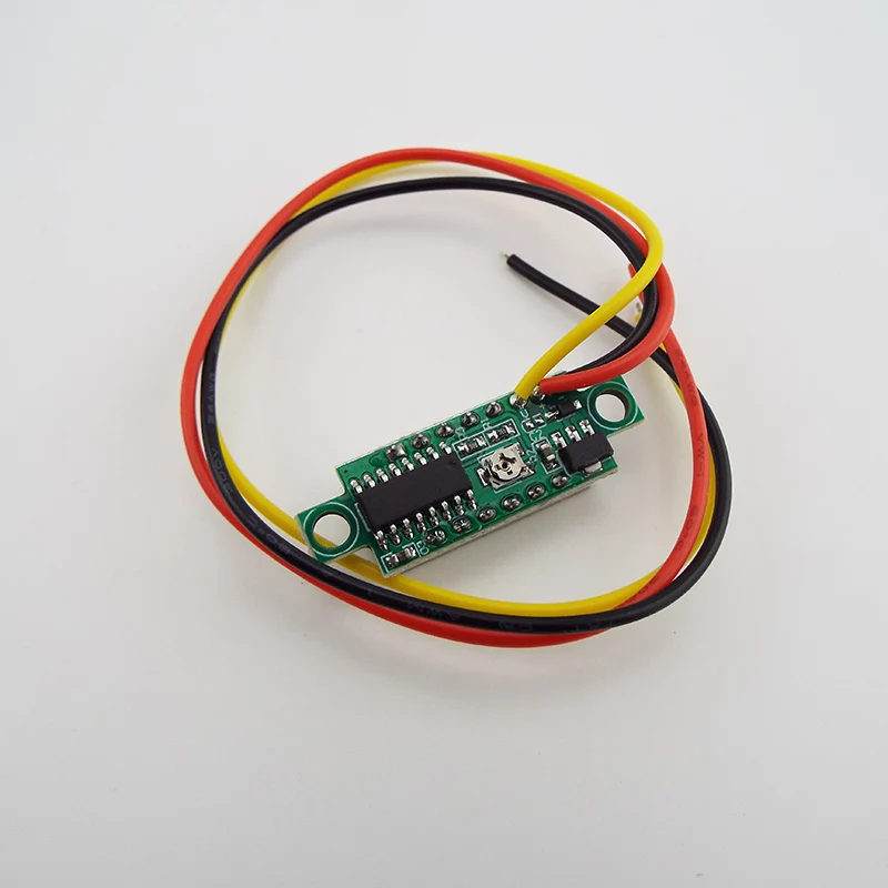 0 28 дюймовый Ультра Маленький цифровой DC Цифровой дисплей регулируемый три линии