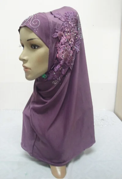 Beautiful Muslim girl scarf ice silk side lace flower ironed drill cover head Hui worship headscarf muslim hijab | Тематическая