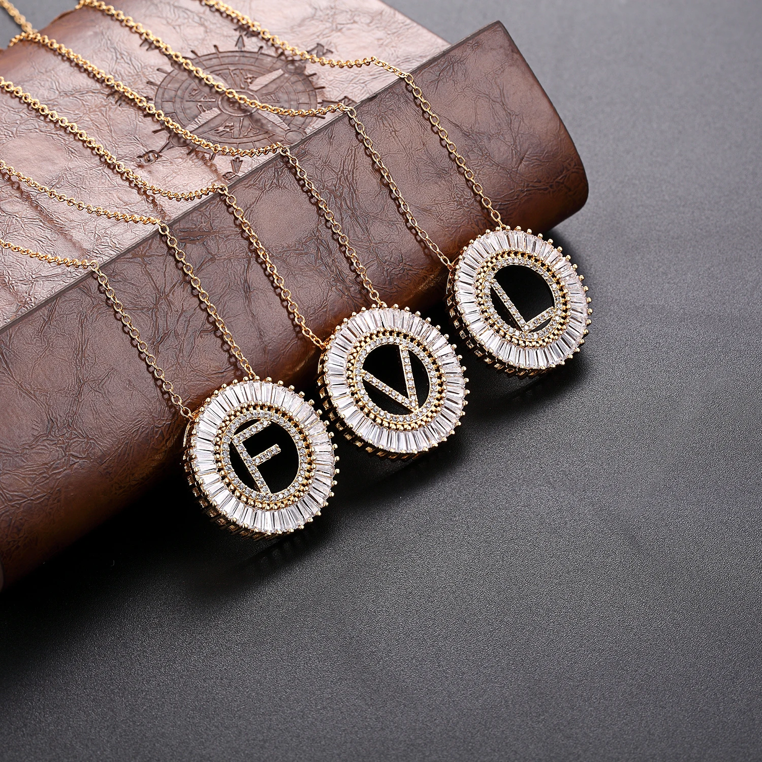 Модное крошечное изящное ожерелье в форме сердца с кубическим цирконием