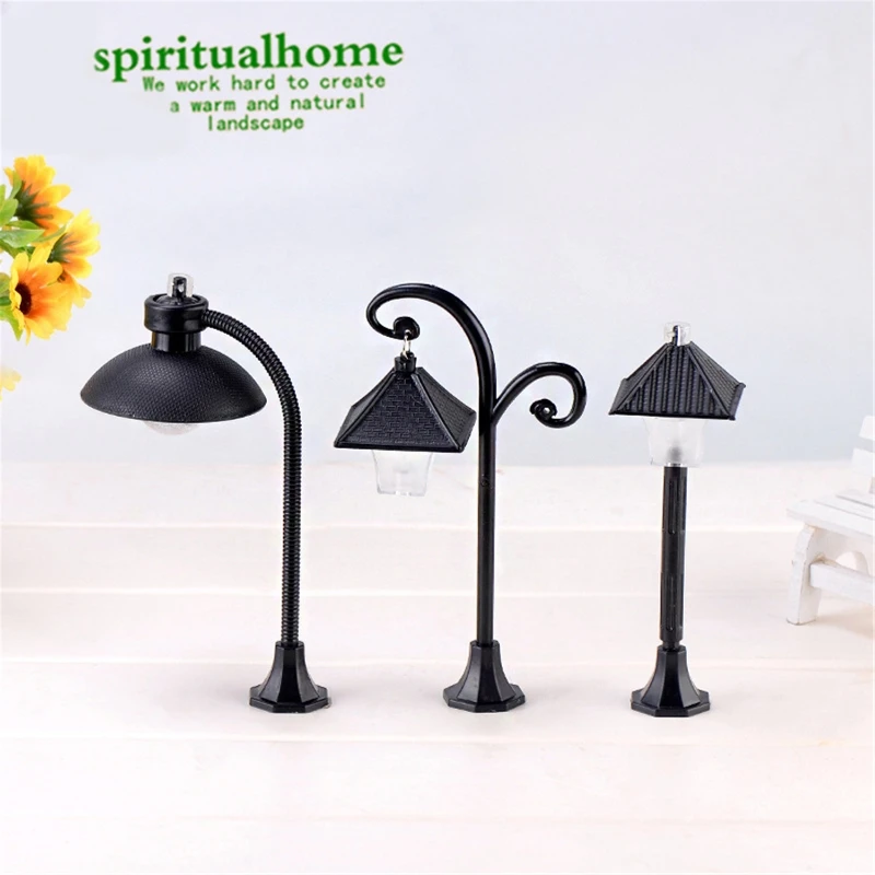 

3Pcs Mini Model Road Light Resin Ornament Miniature Streetlamp Figurine Decor
