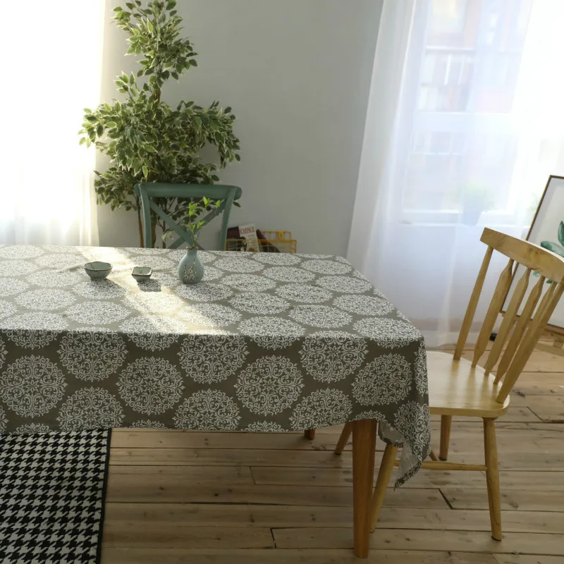 Серое декоративное хлопковое белье с цветочным принтом скатерти для стола