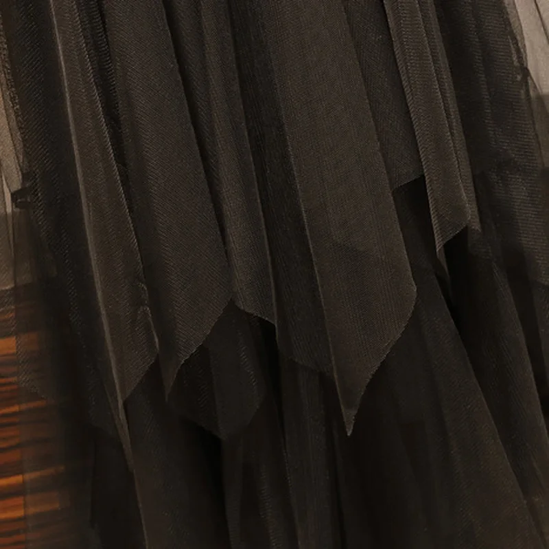 Комплект из двух предметов вязаные кардиганы и сетчатая юбка большой женский