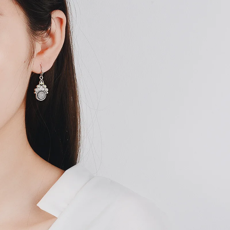 Серьги Bague Ringen женские винтажные темпераментные с камнем Moonstone в форме капли воды