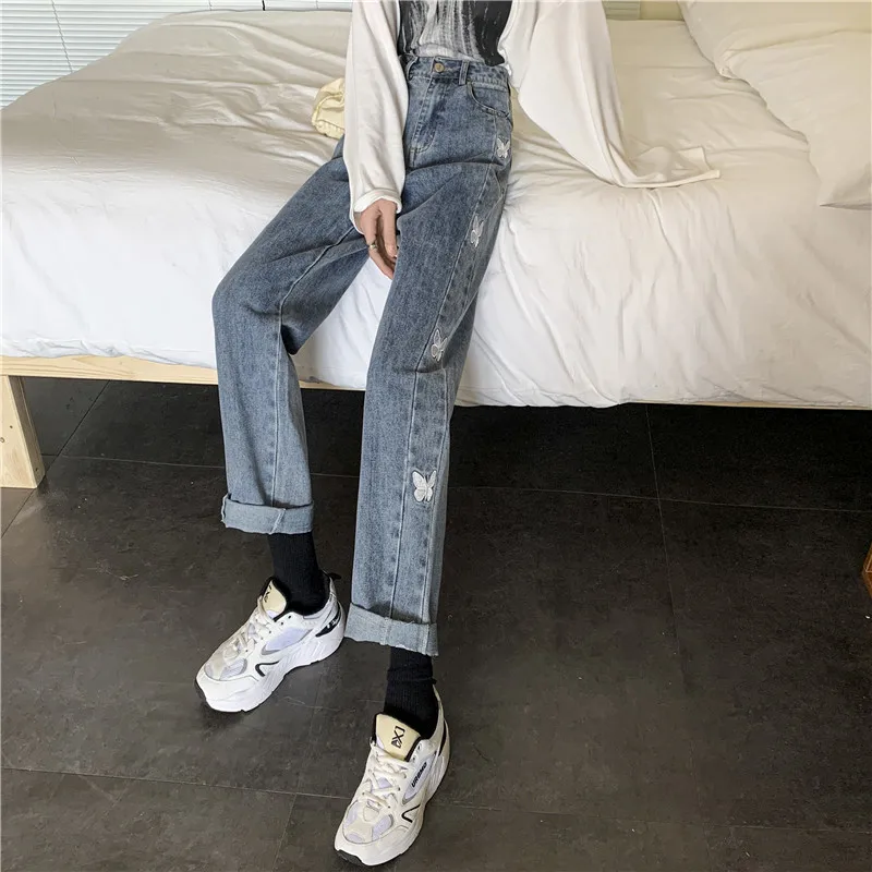 

2021 New Spring Streetwear Butterfly Print Jeans Women Vintage High Waist Denim Pants Loose Straight Wide Leg Jeans Chic