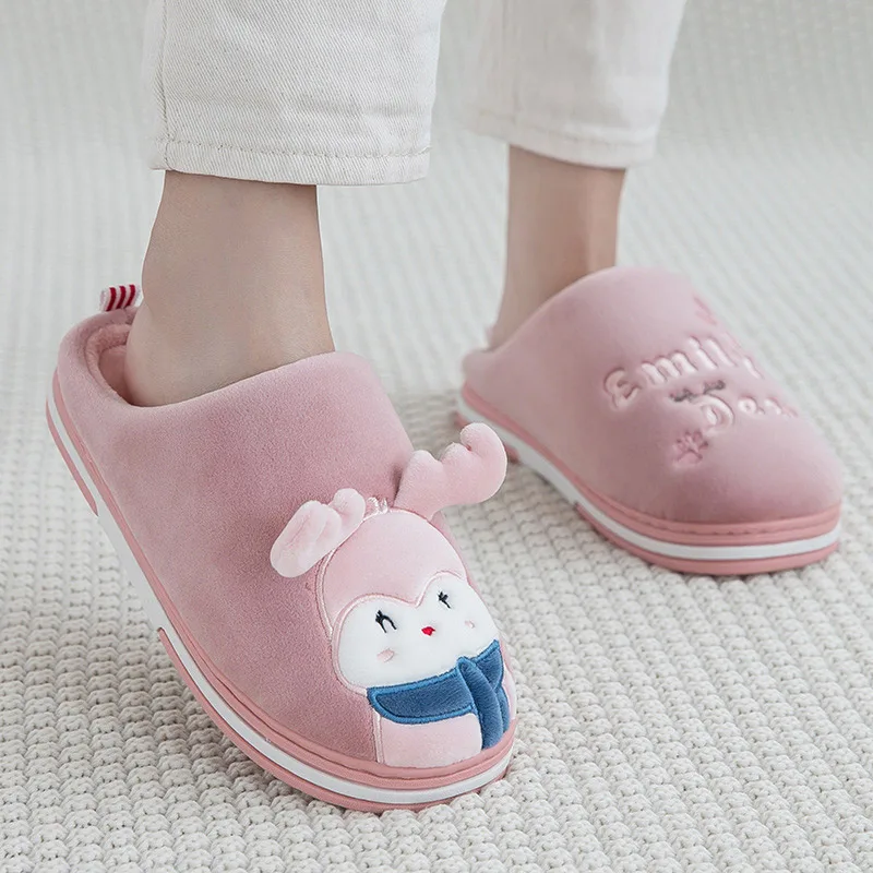 p-pink Women Home Flat Slippers Indoor Shoes Female Slip On Cute Cartoon Deer Furry Warm Ladies Christmas Woman Shoes Soft Footwear - Цвет: p-pink