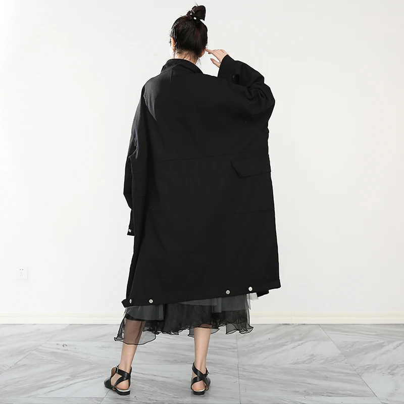

[EAM] Women Black Brief Long Big Size Trench New Lapel Long Sleeve Loose Fit Windbreaker Fashion Spring Autumn 2021 1DB39101