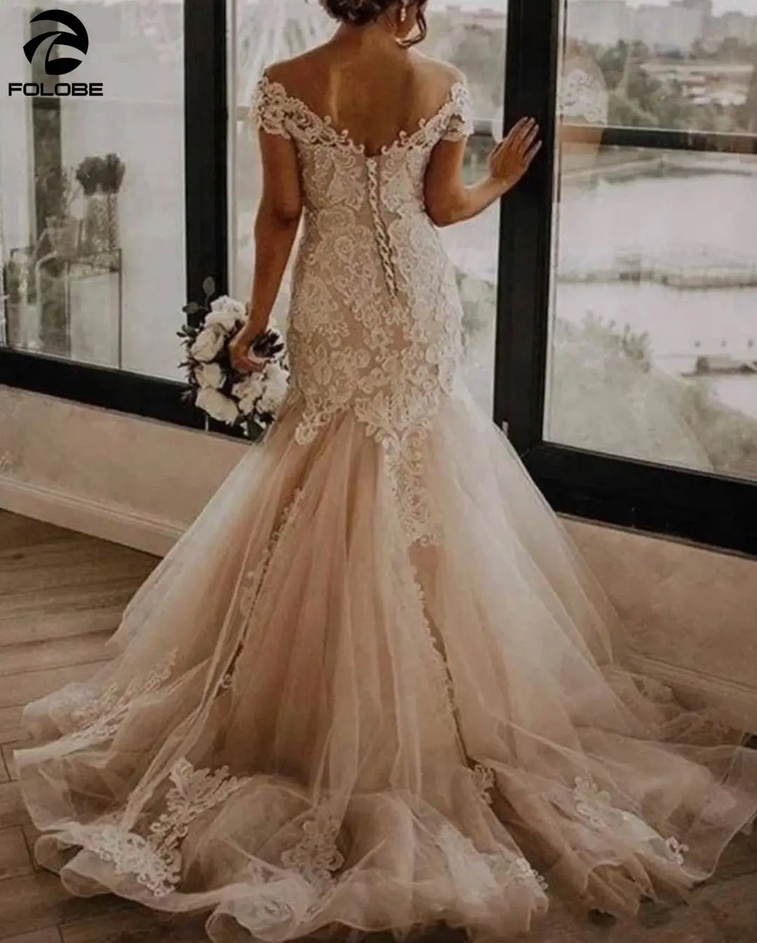 

2021 Latest Elegant Mermaid Wedding Dresses Off the Shoulder V-neck Backless Appliques Lace Up Bridal Gowns vestido de novia
