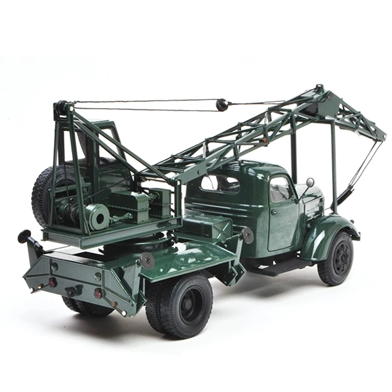 

Original 1:24 Jiefang Crane Engineering Truck Model Alloy Simulation Car Model Collection