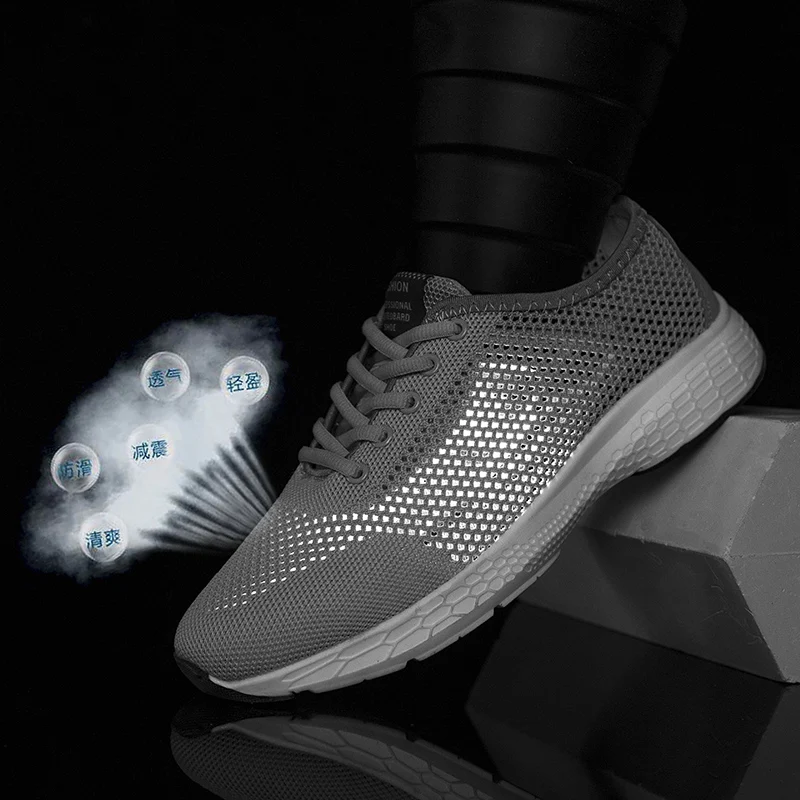 

Summer Breathable Men's Running Shoes MensTrainers Mesh Sneakers Designer Sports Shoes Outdoor Jogging Walking Lightweight Shoe