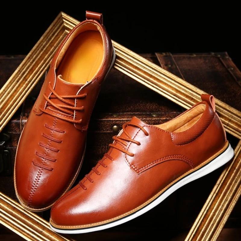 

Autumn 2021 New Men's Fashion PU Leather Lace Up Splicing Solid Color Casual Shoes Sewing Trend Board Shoes Sell Well 5KE347