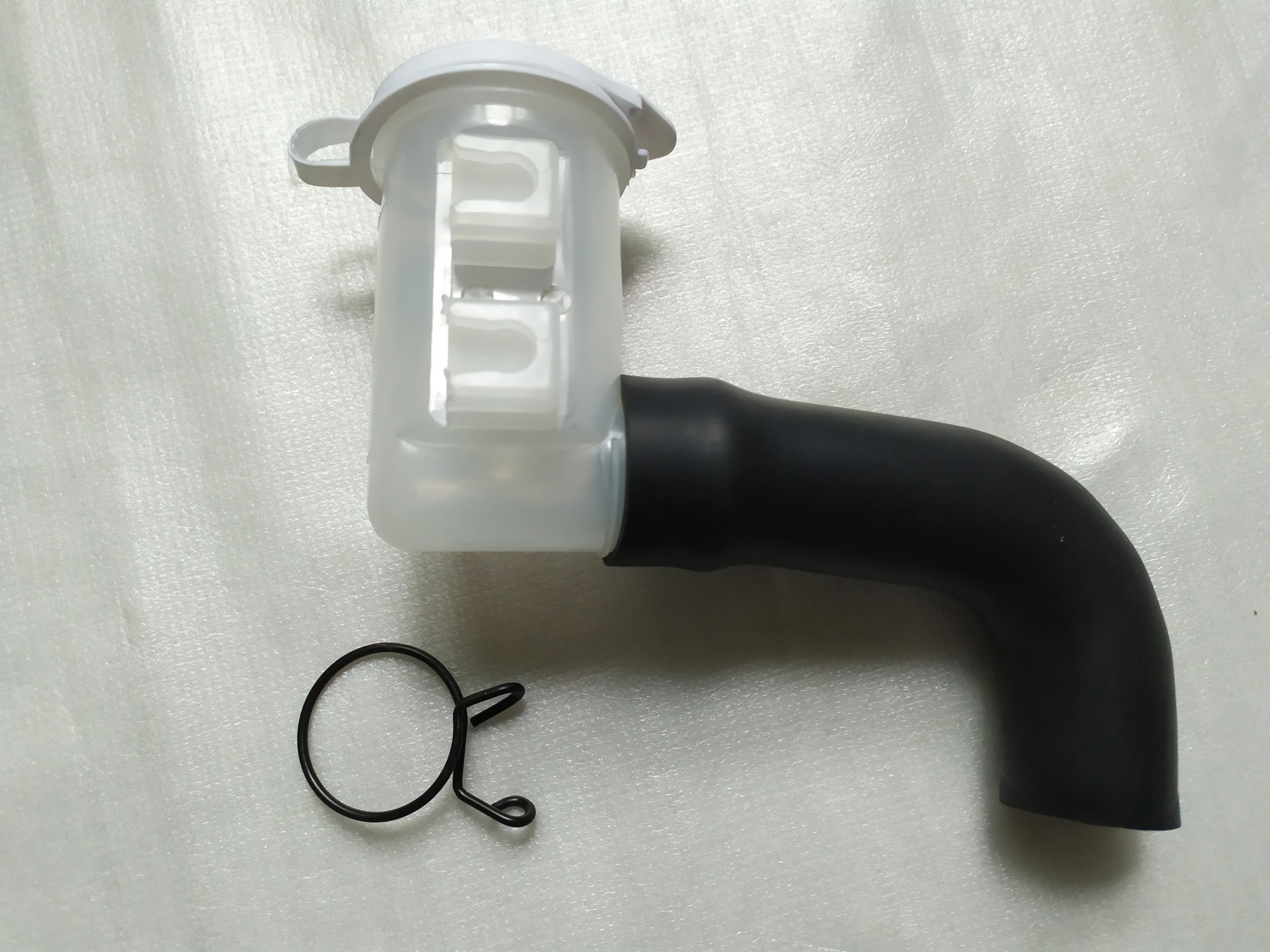 Крышка бака для мытья ветрового стекла емкость со шлангом Mitsubishi Shogun Pajero V31 V32 V33