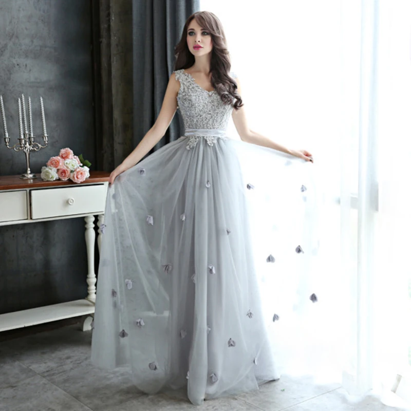 Длинное вечернее платье трапециевидной формы с v образным вырезом длиной в Пол