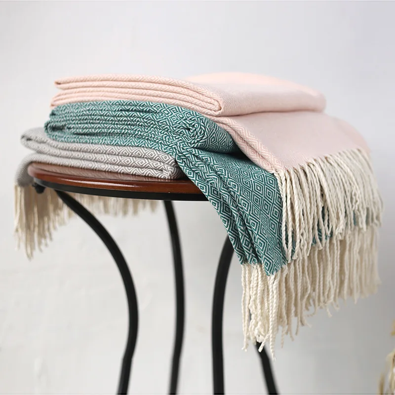

Exquisite Living Room Sofa Blanket Air Conditioning Blanket Nordic Geometric Pattern Blanket Nap Blanket Multi-purpose Blanket