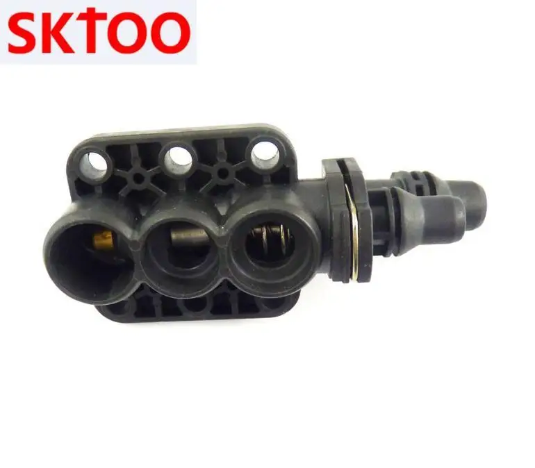 

Thermostat Housing 17217559962 17127507982 For BMW E60 E61 E63 E64 E65 E66 528 530 545 750 745