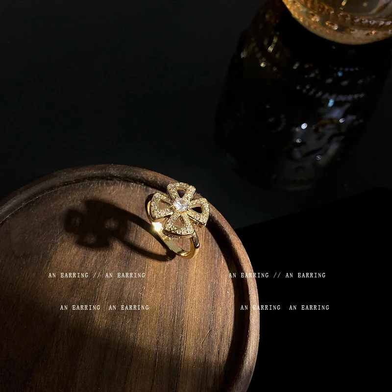 

2021 Trendy Zirconia Hollow Flower Petal Ring Female Fashion Temperament Non-adjustable Index Finger Tail Rings for Women