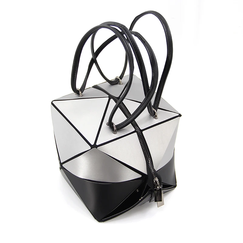 

Crocrogo Women's Geometric bucket Handbag Ladies Fashion Lattice Large Capacity Purse Shoulder Bag Travel Tote Beach Bag