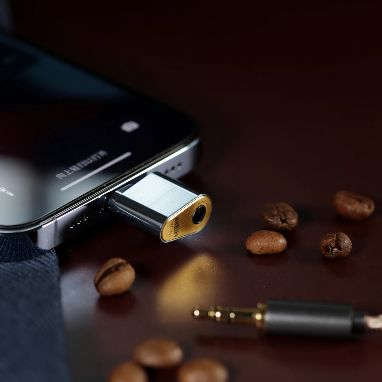 Адаптер для наушников DD ddHiFi TC35i (2022) с Lightning на 3 5 мм устройств iPhone iOS поддерживает