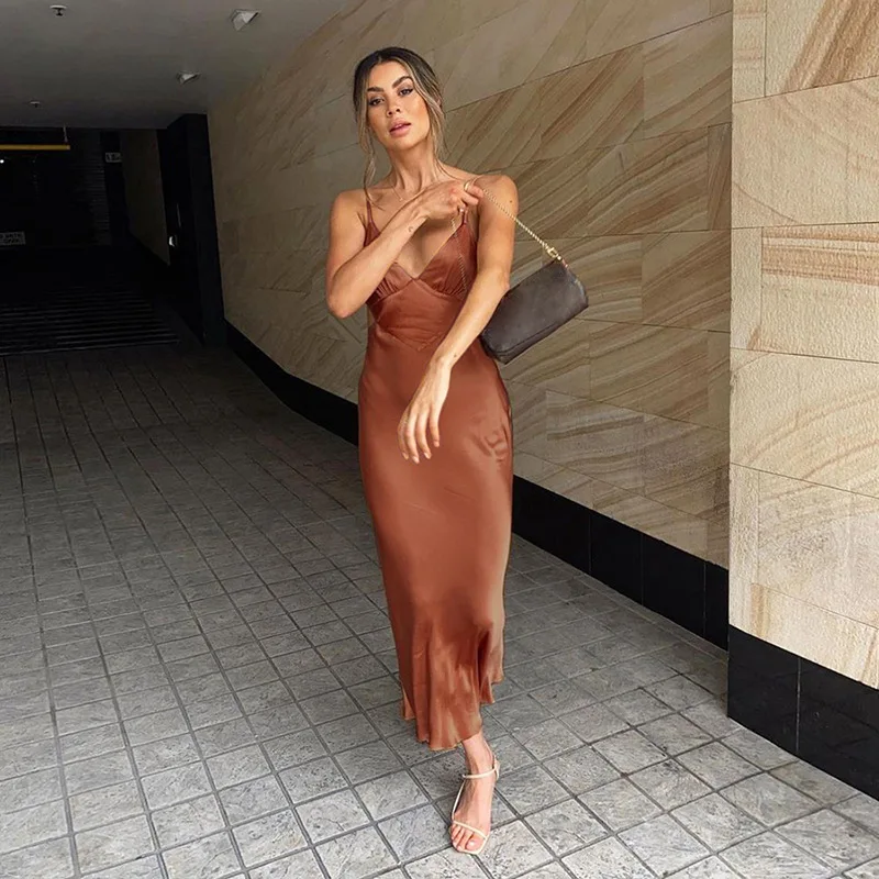 

Women Summer Dress Women 2021 New Arrivals Sexy Spaghetti Strap V Neck Solid Backless Bodycon Sexy Night Club Party Dresses