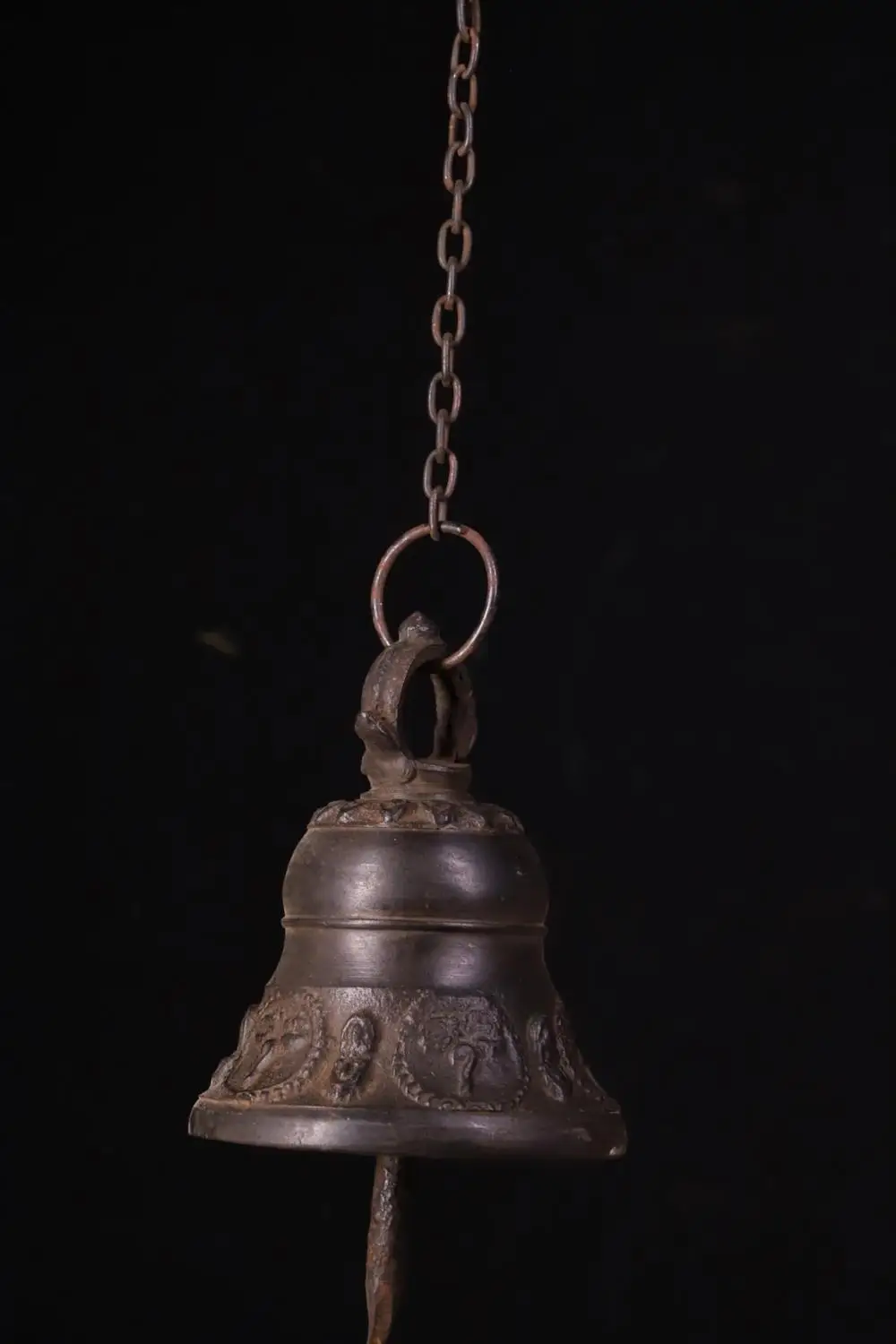 

Свадебное украшение, коллекционные медные покрышки тибетского монастыря, измельченные вручную со старыми колокольчиками Faqi Phurba Vajra