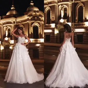 2021 New Arrival Wedding Dresses Sexy Sweetheart Lace Applique Bridal Gowns Custom Made Open Back Sweep Train Wedding Dress