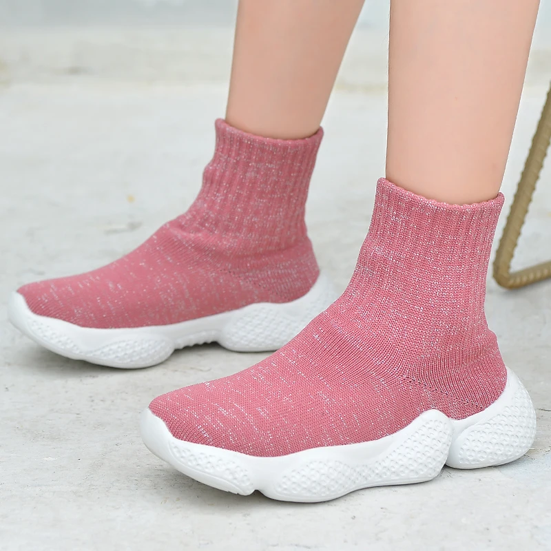 Детская обувь кроссовки с мягкой подошвой повседневные на плоской подошве