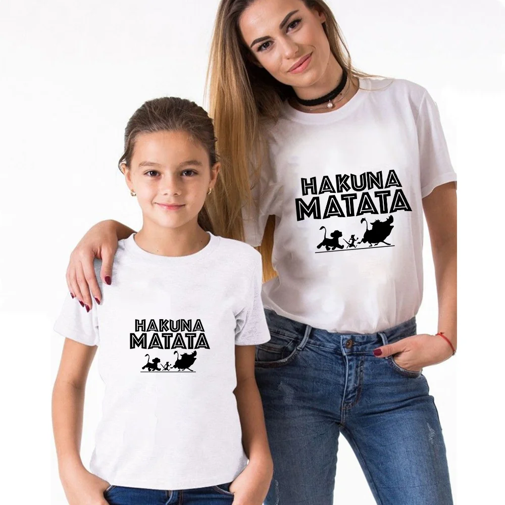 

Hakuna Matata The Lion King Mataching Family Outfits Clothes Father Mother Kid Tops Disney Printed Cartoon Mom And Me T-shirts