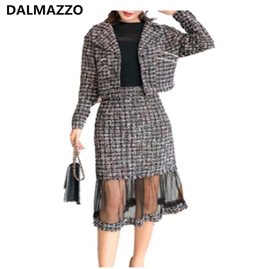 Женский комплект из двух предметов твидовая шерстяная приталенная короткая