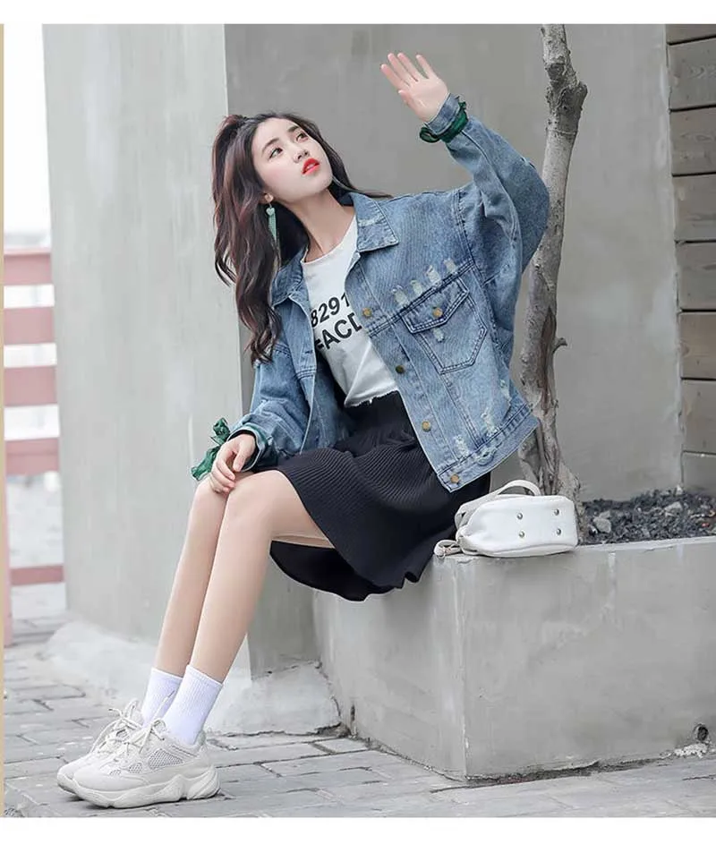 Женская джинсовая куртка с вышивкой новинка сезона осень-зима 2020 плотное пальто