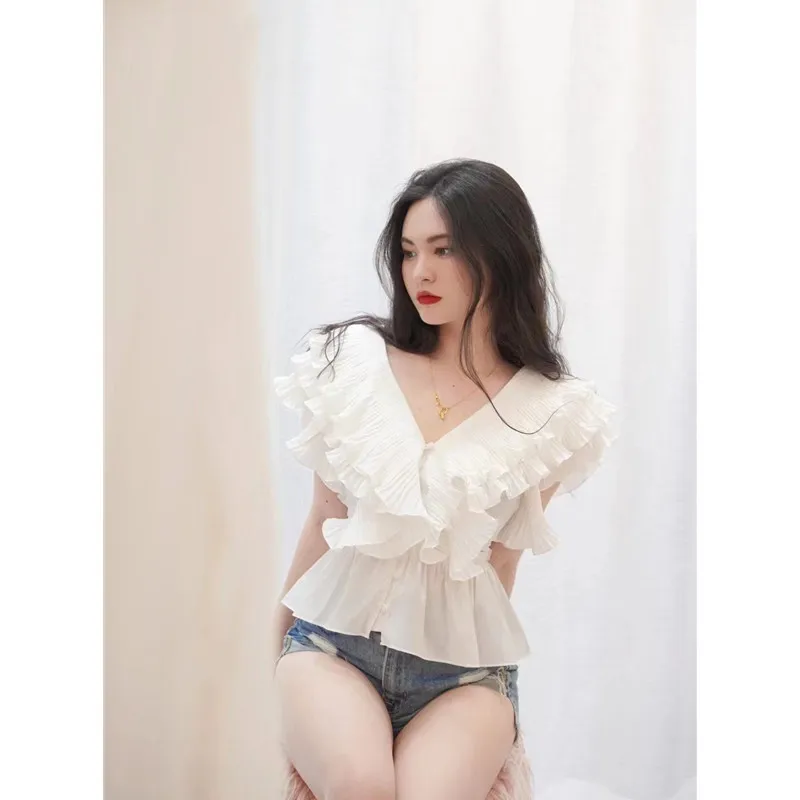 

Summer 2021 Women's Fashion Sweet V-Neck Waist Shirt