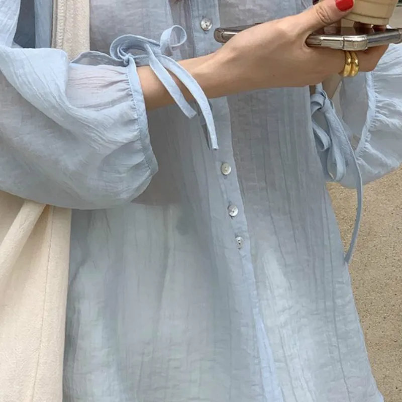 

Shirts Women Summer Solid Elegant Lantern Sleeve Sweet Breathable Sun-proof Shirt Female Loose Casual Pleated V-neck All-match