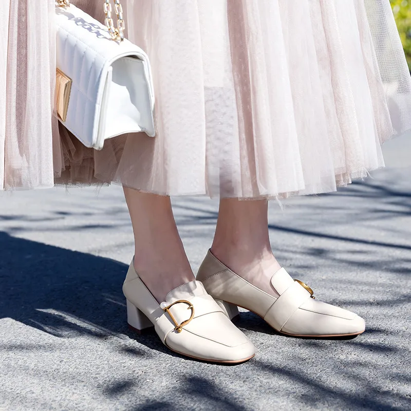 

FEDONAS Women Metal Decoration Cow Leather Pumps Pearl Brand Design Single Shoes Thick Heels Summer Round Toe Shoes Woman