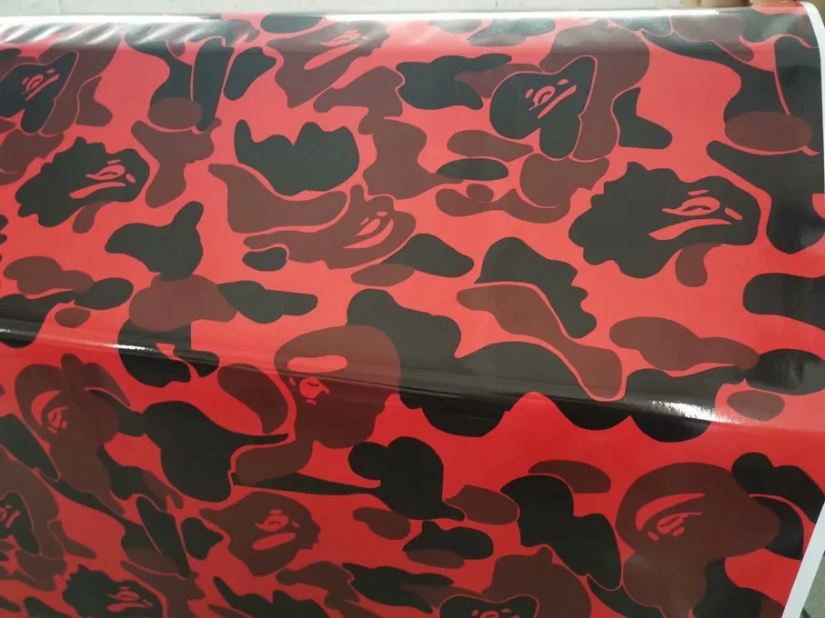 Глянцевая черная красная камуфляжная искусственная кожа Виниловая наклейка для
