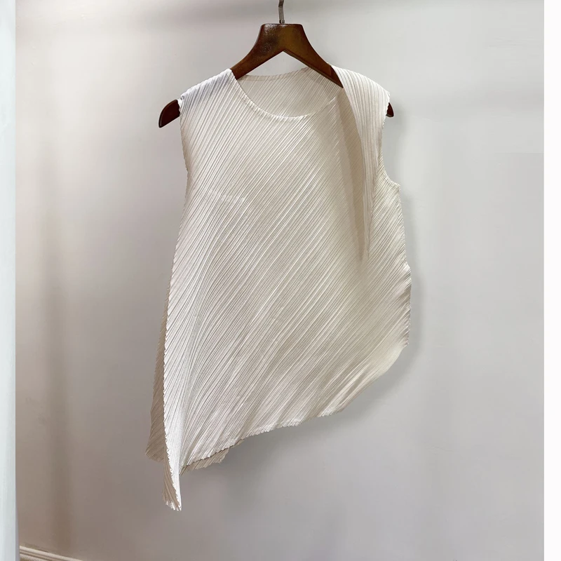 Женская плиссированная футболка Miyak однотонная Базовая свободная без рукавов со