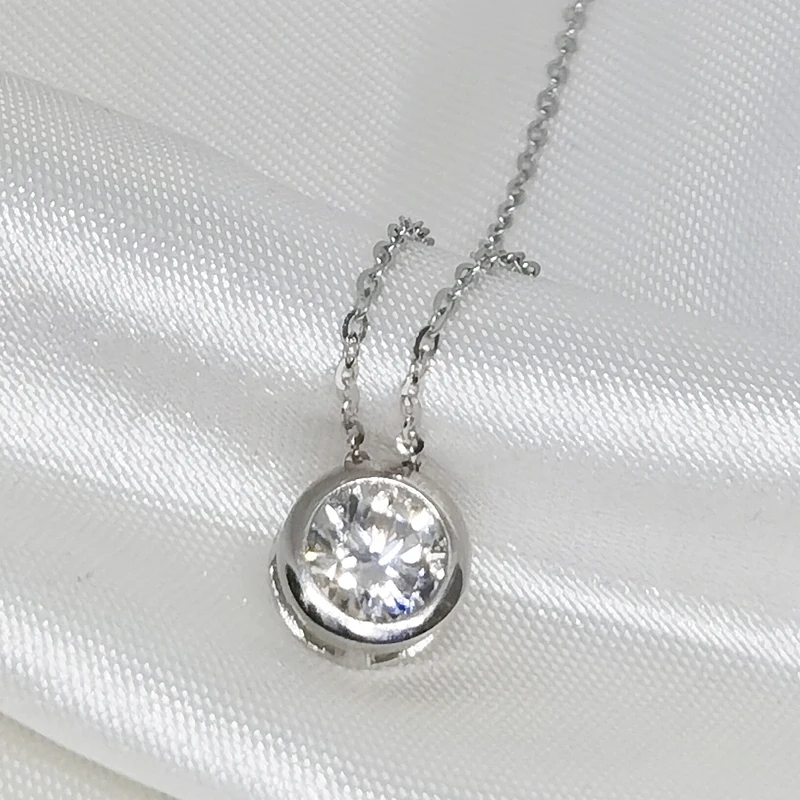 

MeiBaPJ 1 Carats D Dolor Moissanite Gemstone Classic Simple Pendant Necklace for Women Real 925 Solid Silver Fine Jewelry