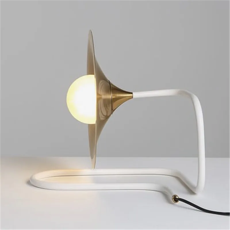 Nordic Стиль творчески Стекло водопроводных труб простой литературы и искусства