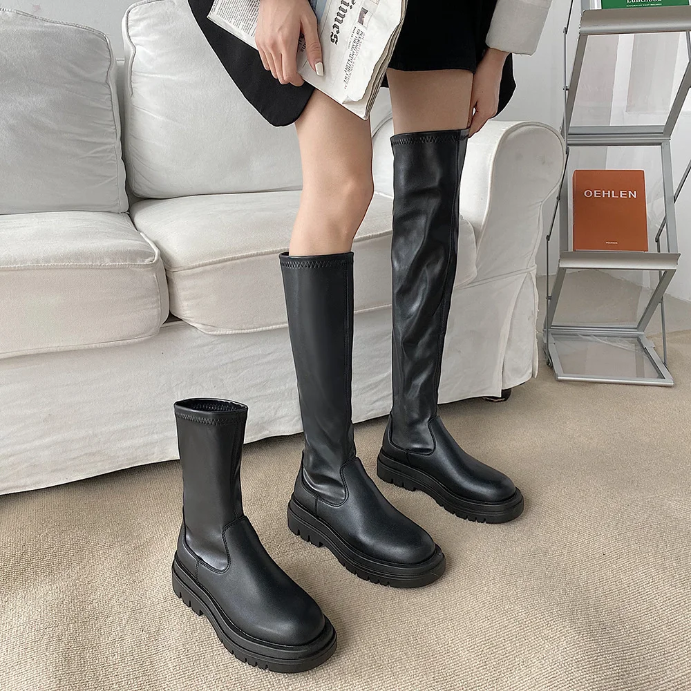 

college British children's new autumn 2021 Korean fashion simple black thick soled boots