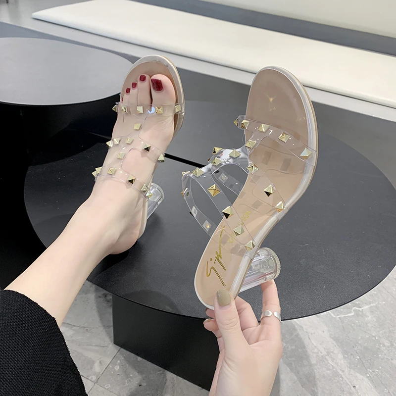 Высококачественные Вьетнамки с заклепками Женские шлепанцы на высоком каблуке