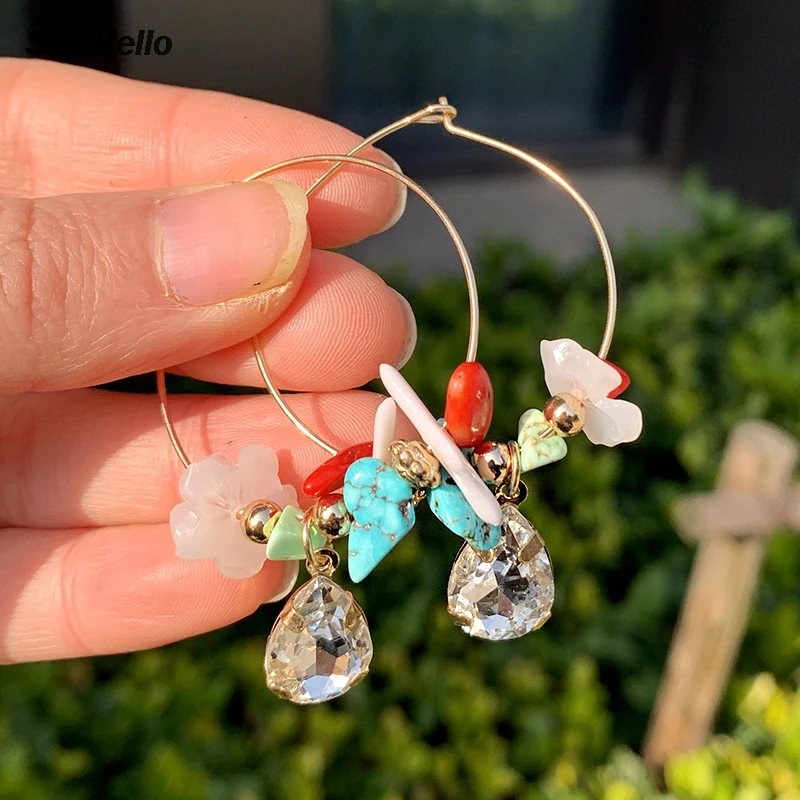 Женские асимметричные серьги кольца SAY HELLO с цветками из камня и бирюзы