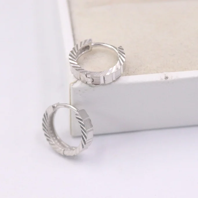 

Серьги женские из белого золота 18 карат, 12 мм, в подарок
