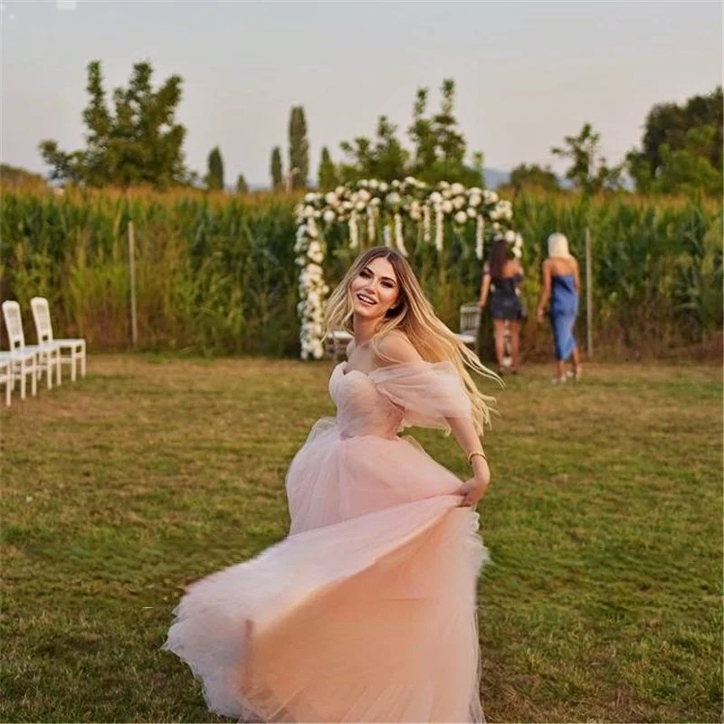 

Женское ТРАПЕЦИЕВИДНОЕ свадебное платье из тюля, розовое платье без бретелек с вырезом сердечком, длинное свадебное платье в сельском стил...