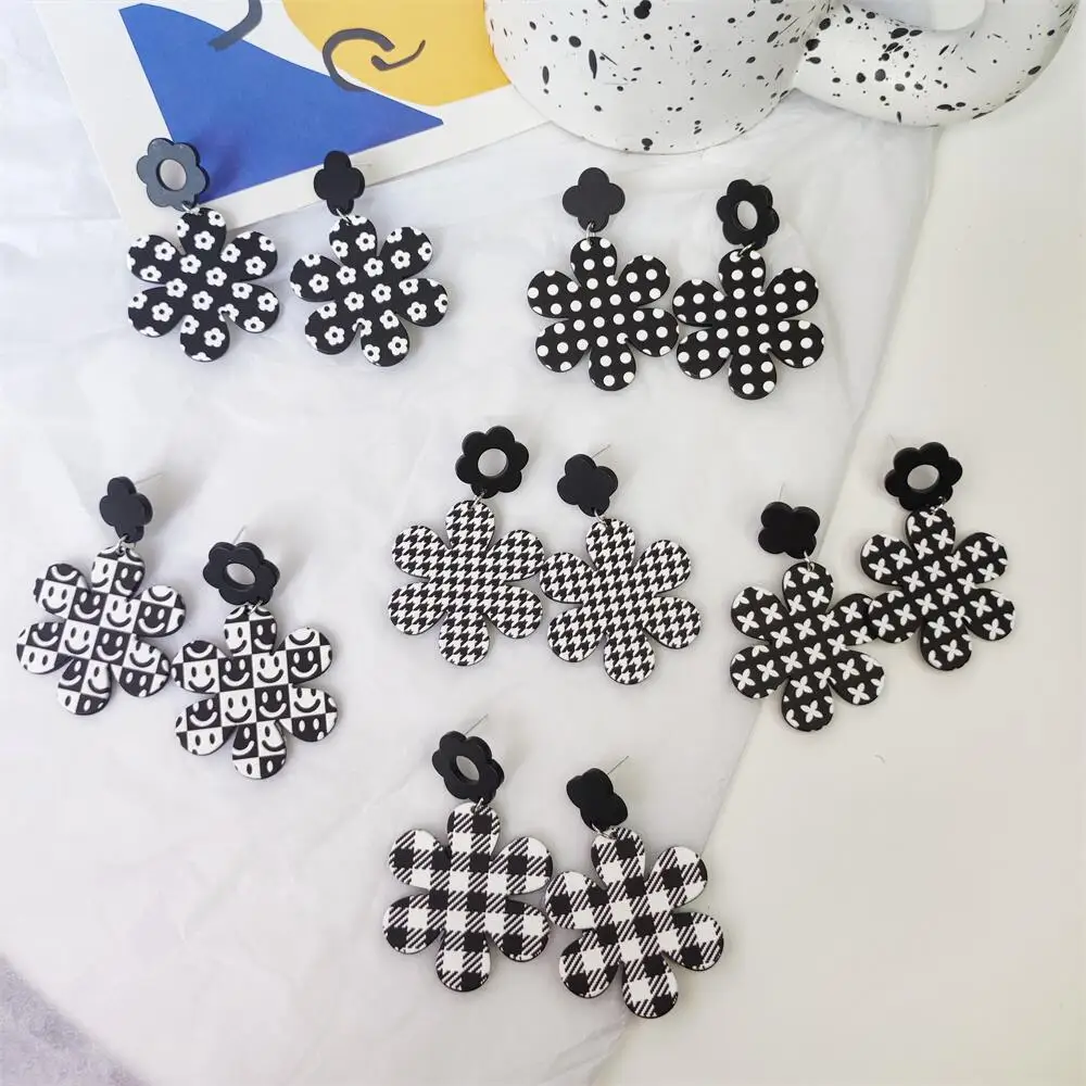 

White Black Hollow Flowers Smiley Polka Dot Lattice Earrings Stud Earrings Women Design