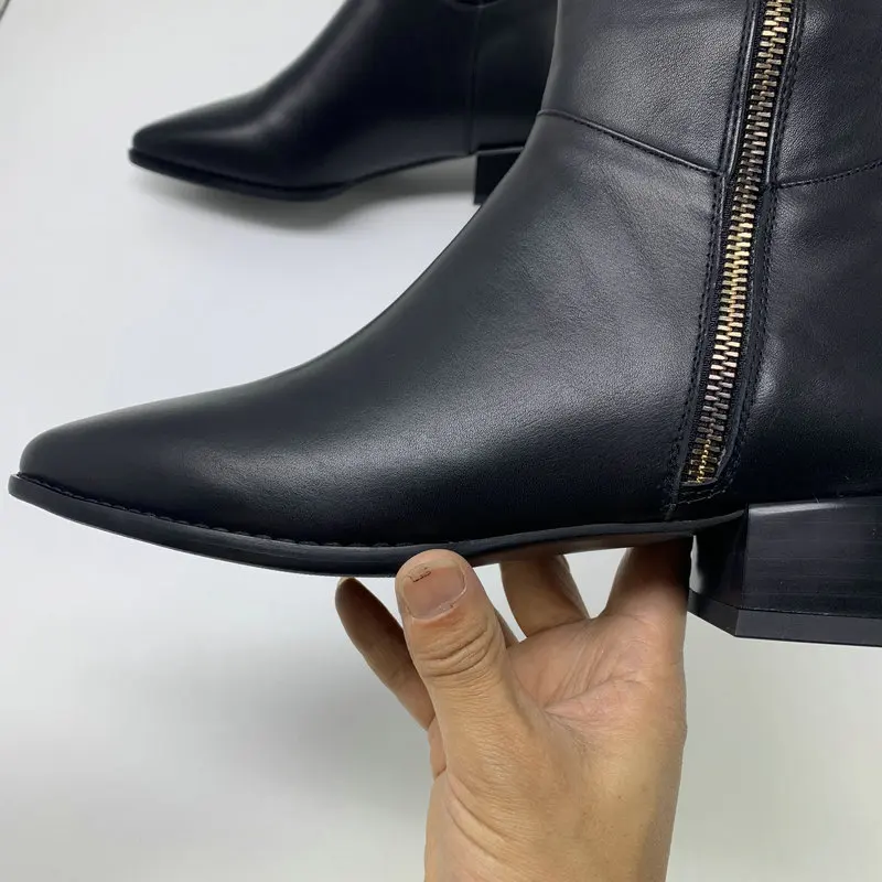 Ботфорты женские из натуральной кожи на квадратном каблуке Классические