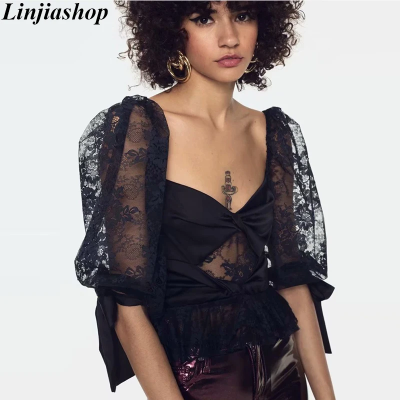 Женский кружевной топ Sonia черный укороченный с бантиком и эластичным вырезом