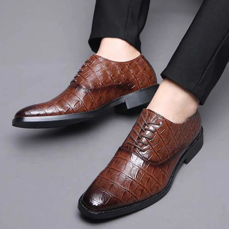 Мужские кожаные свадебные модельные туфли в британском стиле на шнуровке