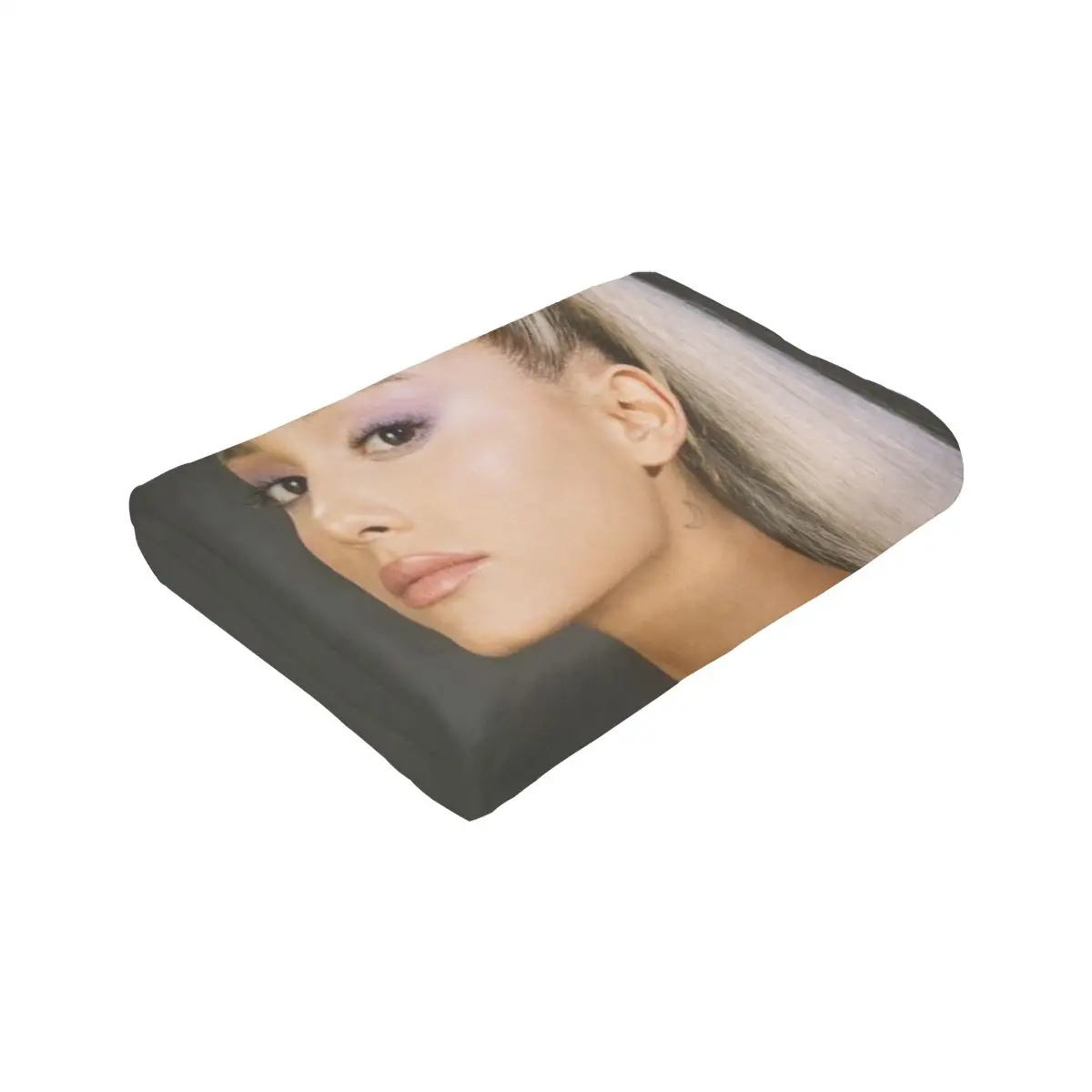 

Ariana Grande