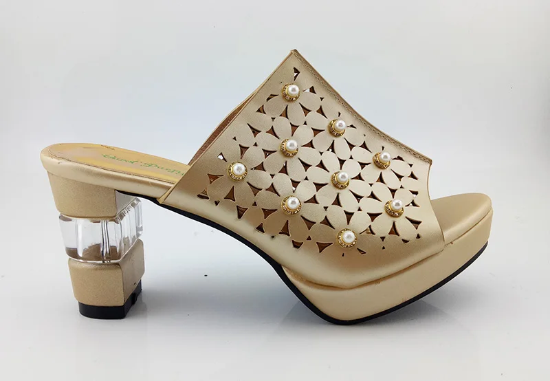 Итальянский дизайн цвет фуксии Туфли на толстом каблуке и сумочка в комплекте