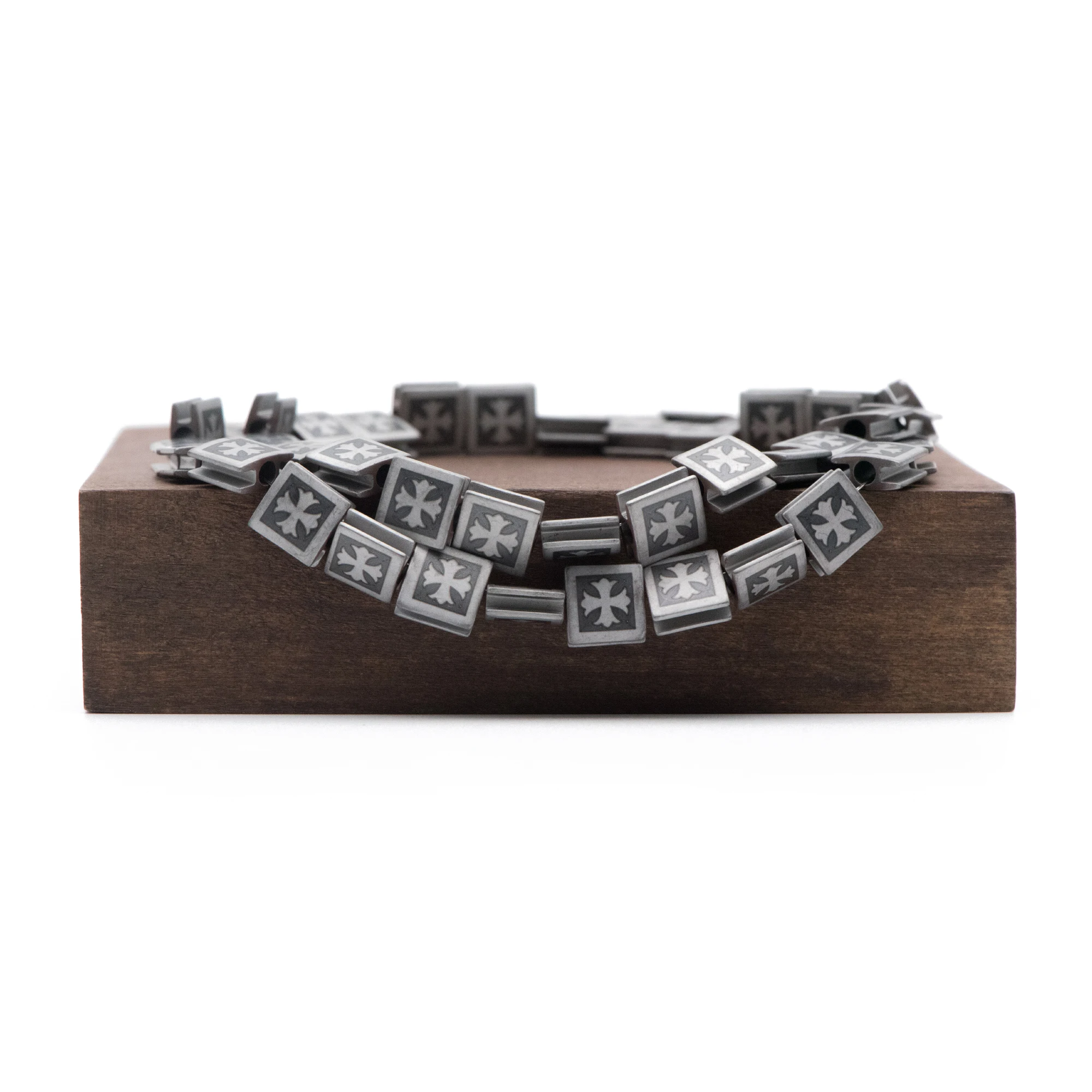 

48pcs Square Hematite Beads 9mm, Cross Pattern Spacer Beads, Metallic Color (#V6090-1)